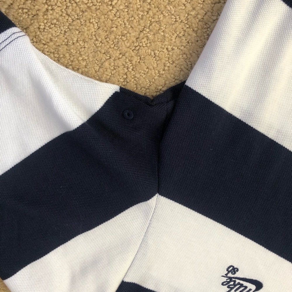 Nike SKateboard proof lab collared shirt